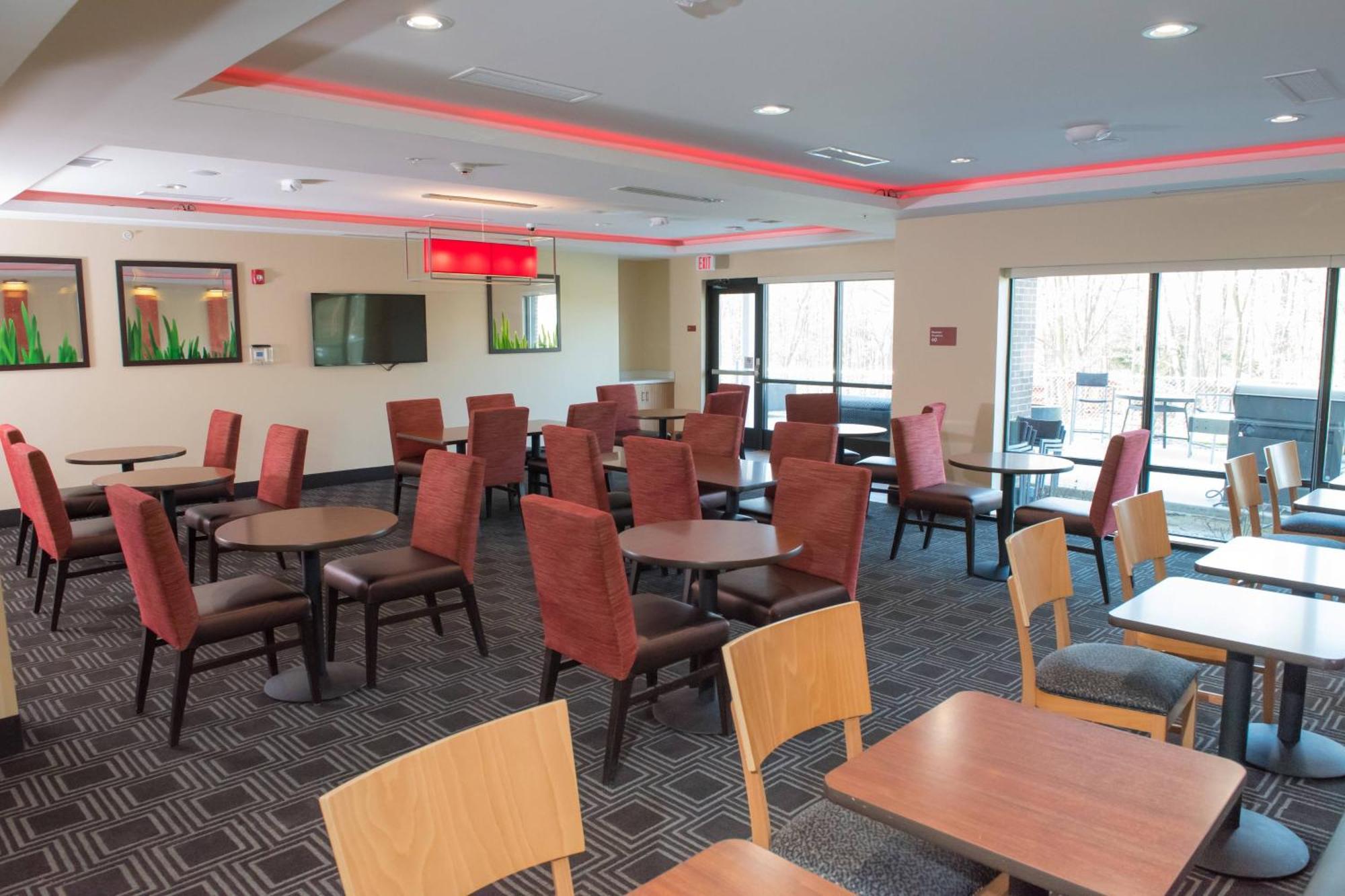 Towneplace Suites By Marriott Battle Creek Exterior foto